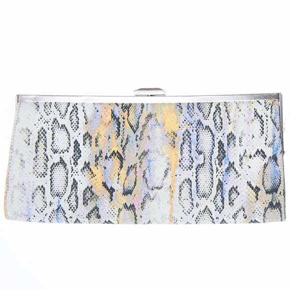 RACHEL Rachel Roy Handbags - NWT Rachel Roy Impulse Large Frame Clutch
